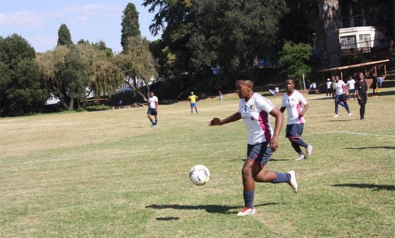Balfour’s Greek Queens floor a gritty Wits Ladies